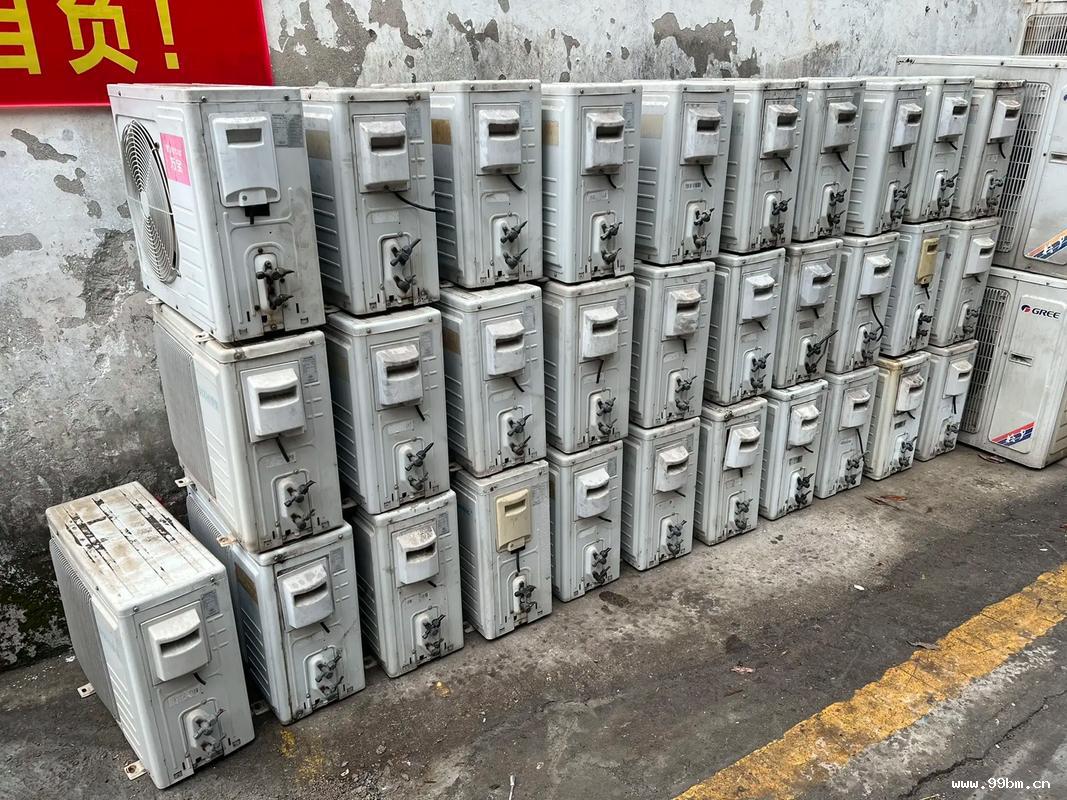 酒店设备回收各种灶台、厨具、餐厅桌椅 酒店设备回收各种灶台、厨具、餐厅桌椅